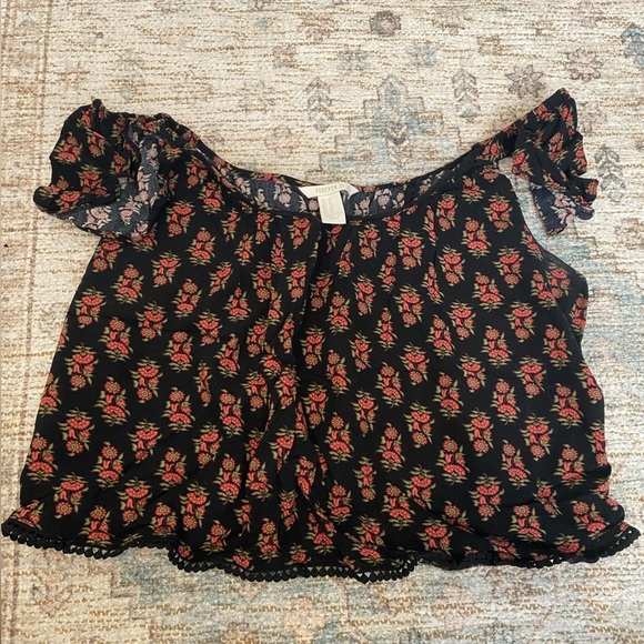 Forever 21 Floral Boho Off the Shoulder Top in Orange and Black - Picture 2 of 5